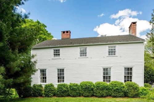 6 Ellsworth Rd, West Woods, CT 06069 exterior