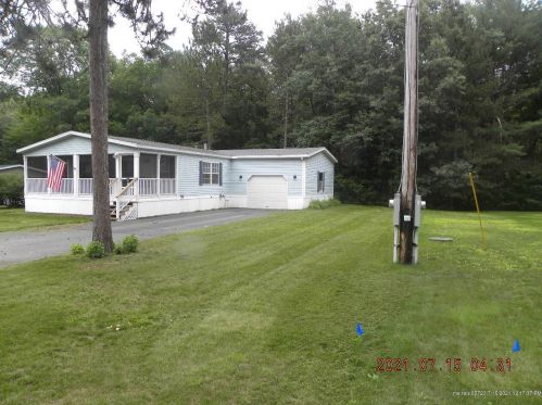 26 Chickadee Dr, Lyman, ME 04002 exterior