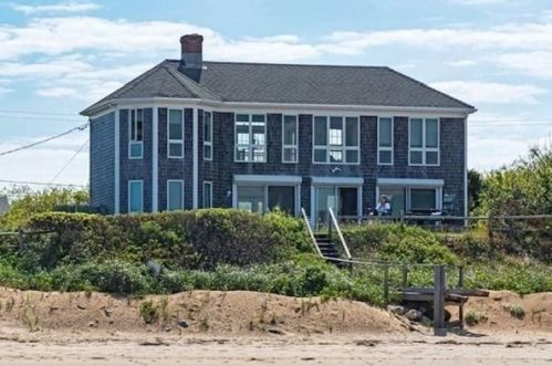 35 Bayberry Ln, Eastham, MA 02642 exterior