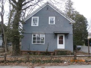 12 Brownville Ave, Ipswich, MA 01938 exterior