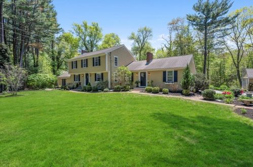 19 Trout Brook Ln, Hingham, MA 02061 exterior