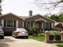 256 Pearl St, Newton, MA 02458 exterior