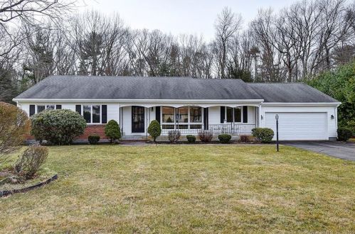 183 Worthington Rd, Glastonbury, CT 06033 exterior