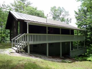 32 Smith Rd, Grahamville, VT 05149 exterior