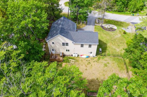 3 Newfield Rd, Freeport, ME 04032 exterior