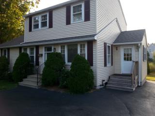 128 Bryn Mawr Ave, Auburn, MA 01501 exterior