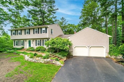 77 Wood End Ln, Medfield, MA 02052 exterior