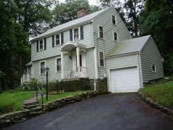 59 Roundwood Rd, Newton, MA 02464 exterior