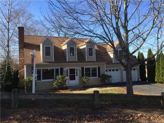 4 Hallihan Ln, Ansonia, CT 06401 exterior