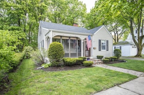 67 Ellsworth Rd, Peabody, MA 01960 exterior