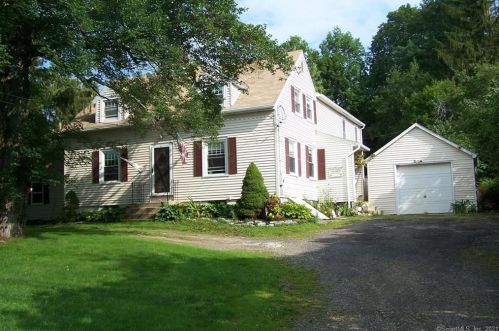 362 Sharon Tpke, Goshen, CT 06756 exterior