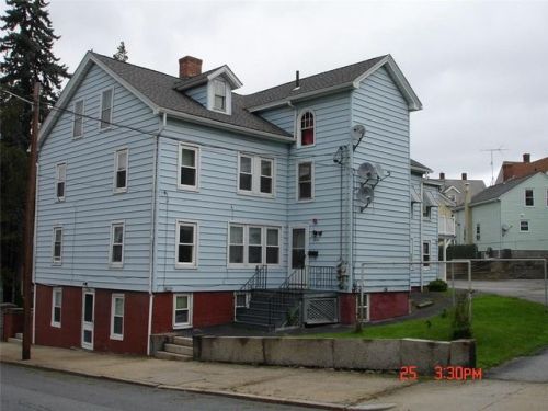 234 Greene St, Woonsocket, RI 02895 exterior