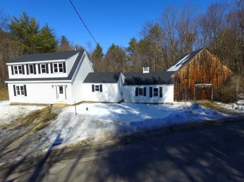 8 Cross Rd, Mount Vernon, NH 03057 exterior