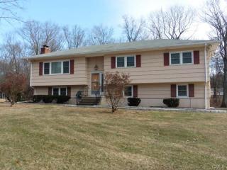 112 Richards Dr, Upper-Stepney, CT 06468 exterior