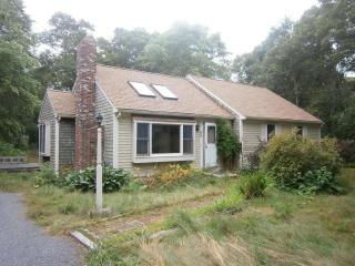 86 Quaker Meeting House Rd, Sandwich, MA 02563 exterior