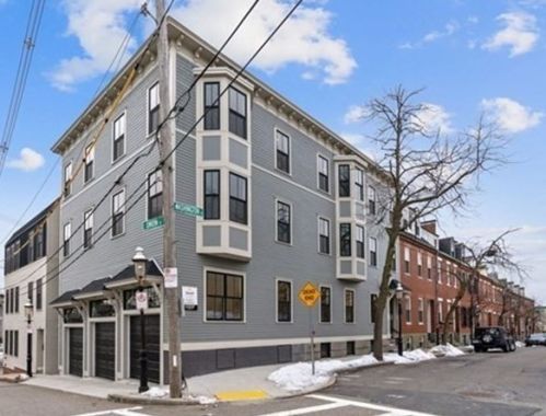 72 Washington St, Boston, MA 02136 exterior