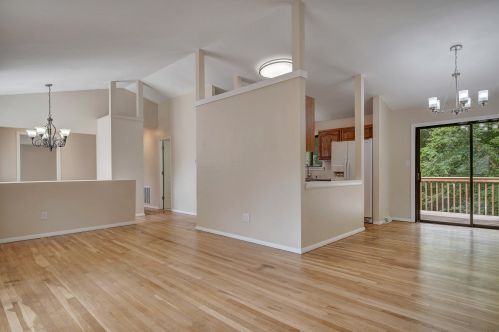 115 Skyline Dr, Wapping, CT 06074 exterior