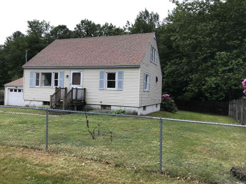 30 Oak St, Rochester, NH 03839 exterior