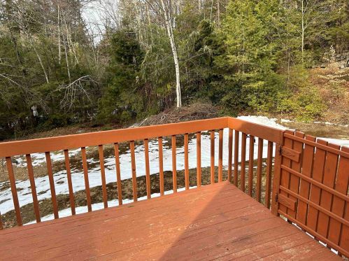 145 Sandy Hollow Rd, Fitzwilliam, NH 03447 exterior