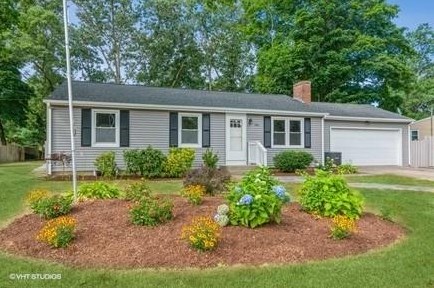 156 Brookside Dr, North Kingstown, RI 02852 exterior