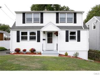 5 Visconti St, Norwalk, CT 06851 exterior