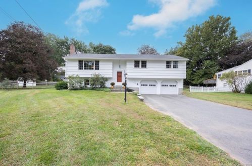 105 Windsorville Rd, Wapping, CT 06074 exterior