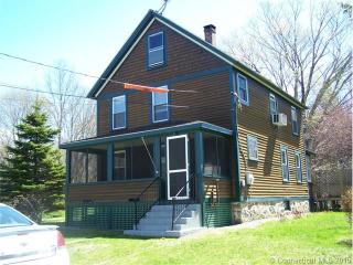 8 Highland Street Ext, Moosup, CT 06354 exterior