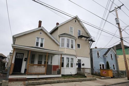 179 2Nd Ave, Woonsocket, RI 02895 exterior