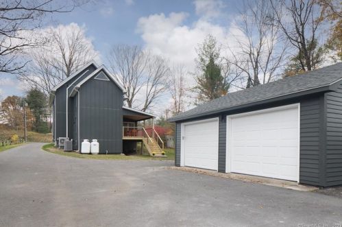 11 Route 7, Canaan, CT 06031 exterior