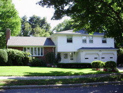 21 Lovett Rd, Newton, MA 02459 exterior