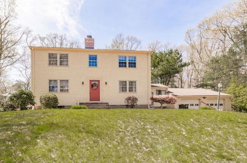 182 Vernon St, Manchester, CT 06042 exterior