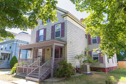 64 Pleasant Ave, Portland, ME 04103 exterior