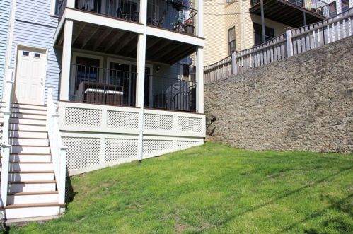 98 G St, Roxbury-Xing, MA 02127 exterior