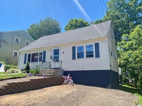 57 Texas Dr, New-Britain, CT 06052 exterior