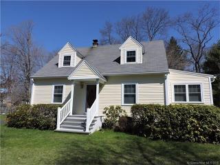 18 Lawson Dr, Waterbury, CT 06762 exterior