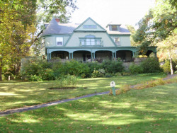 40 Beacon St, Newton, MA 02459 exterior