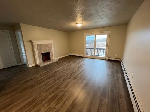 283 Privilege St, Woonsocket, RI 02895 exterior