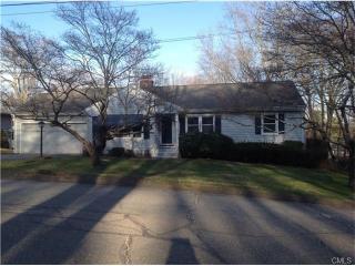 61 Valley View Rd, Bridgeport, CT 06611 exterior