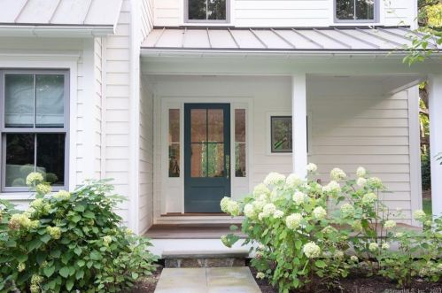 12 Stony Ln, Norwalk, CT 06850 exterior