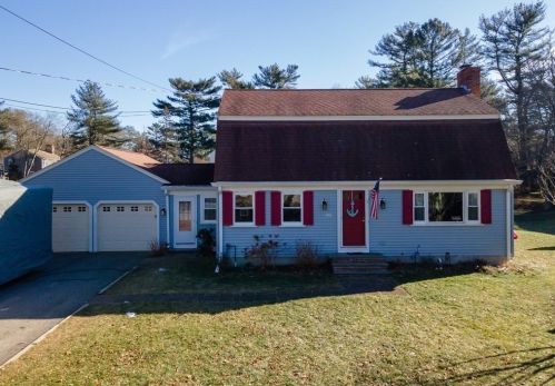 248 Federal Furnace Rd, Plymouth, MA 02360 exterior