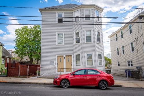 129 Middle St, Fall-River, MA 02724 exterior