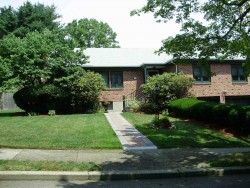26 Peregrine Rd, Newton, MA 02459 exterior