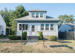 82 Sprague Ave, East Providence, RI 02915 exterior