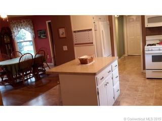 150 Pearl St, Seymour, CT 06483 exterior