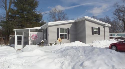 127 Howard Ave, Waterbury, CT 06712 exterior