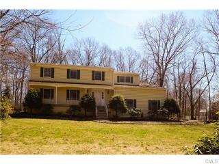 5 Westminster Rd, Danbury, CT 06811 exterior