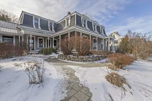 239 Whittier Hwy, Center Harbor, NH 03226 exterior