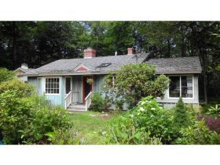 15 Vitmar Ct, Rye, NH 03870 exterior