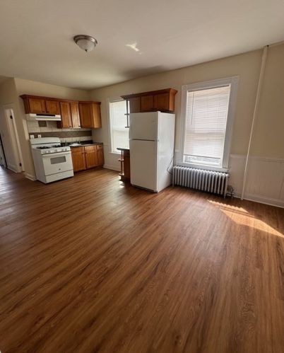 617 Hyde Park Ave, Roxbury-Xing, MA 02131 exterior