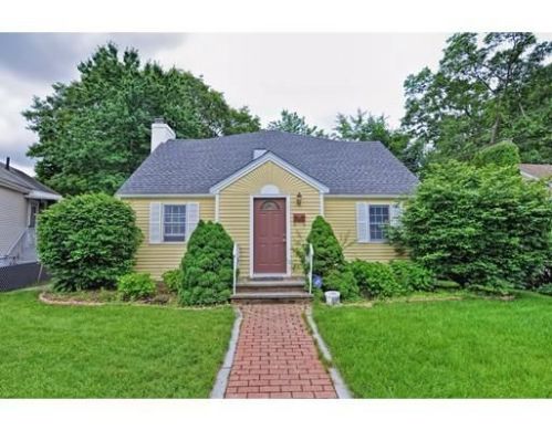 100 Charlemont St, Newton, MA 02461 exterior